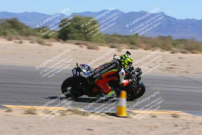 media/Oct-01-2023-SoCal Trackdays (Sun) [[4c570cc352]]/Turn 7 Inside (11am)/